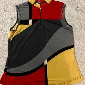 Women’s sleeveless Golf top